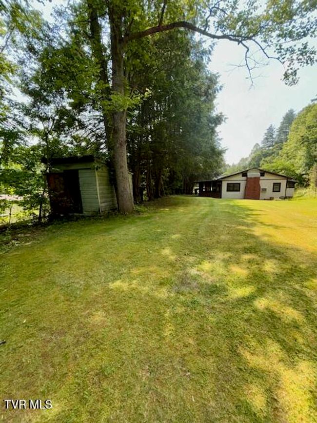 11616 Alfred Cox Dr, House other with 3 bedrooms, 1 bathrooms and null parking in Pound VA | Image 8