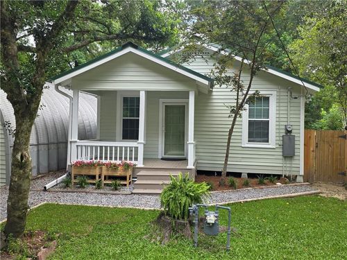 424 E Magee St, Covington, LA, 70433-1526 | Card Image