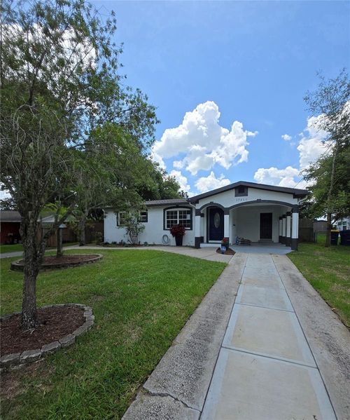 37406 Vista Dr, DADE CITY, FL, 33523-2051 | Card Image
