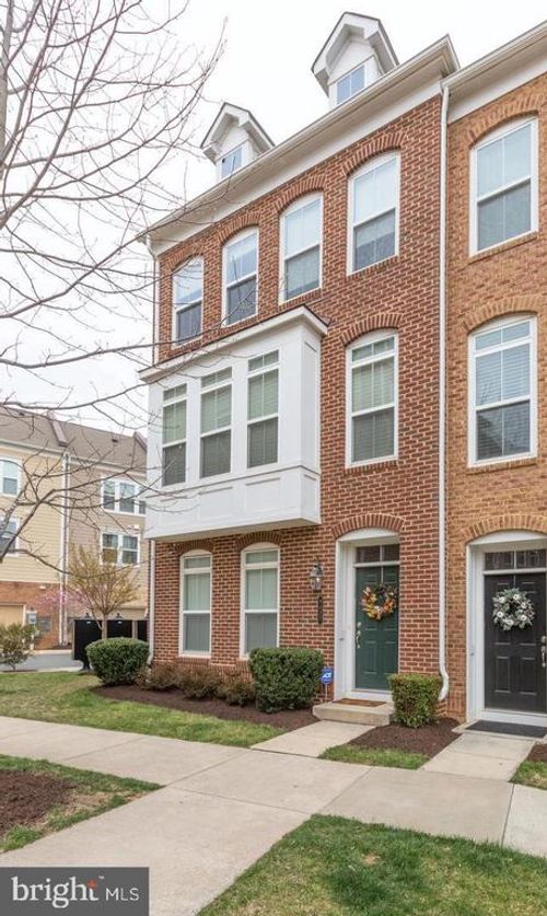 9427 Canonbury Sq, FAIRFAX, VA, 22031-6095 | Card Image