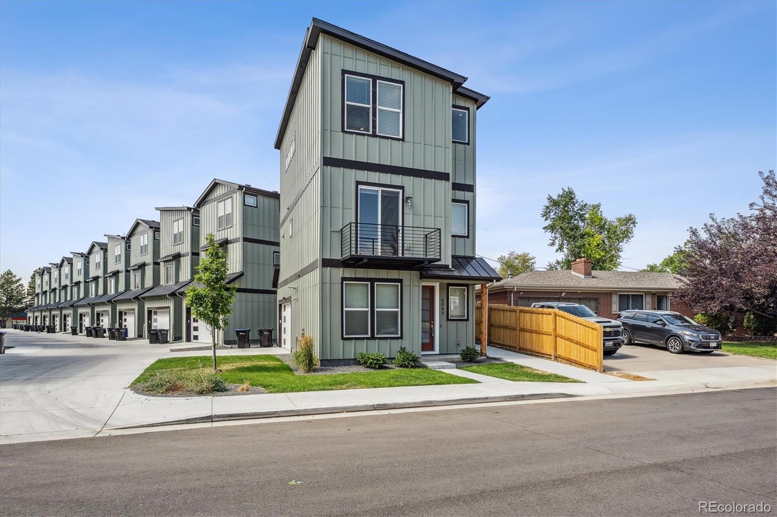 Benton St, Arvada, CO 80003