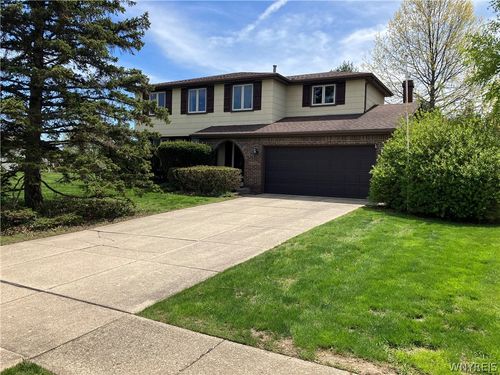 10 Pheasant Run Lane, Lancaster, NY, 14086 | Card Image