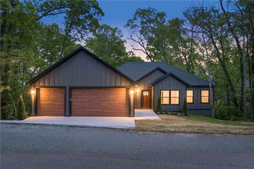 30 Brentwood Dr, Bella Vista, AR, 72715-5357 | Card Image