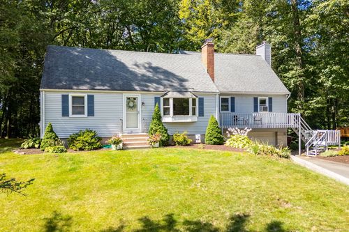 81 Knollwood Rd, Farmington, CT, 06032-1031 | Card Image
