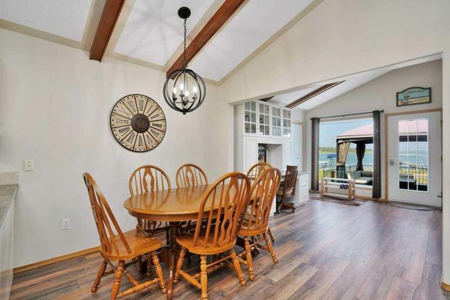 34 Beach St E, House other with 3 bedrooms, 2 bathrooms and 2 parking in Rochon Sands AB | Image 10
