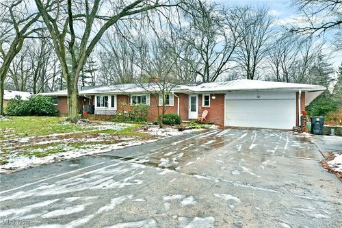 918 North Rd Se, Warren, OH, 44484-4801 | Card Image