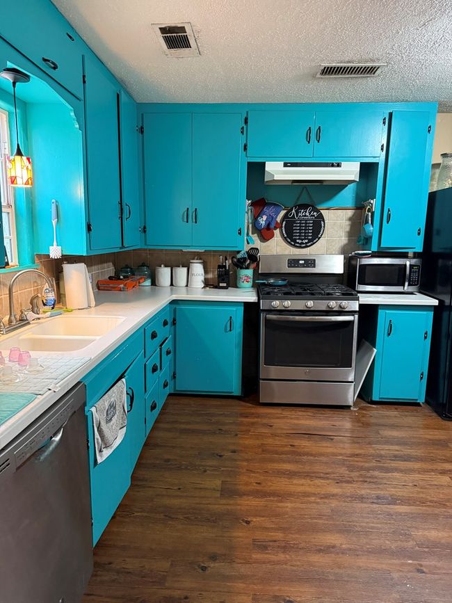 10561 W Us Highway 180, House other with 3 bedrooms, 2 bathrooms and 2 parking in Snyder TX | Image 4