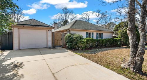 8687 Elsinore Ct, North Charleston, SC, 29406-9502 | Card Image