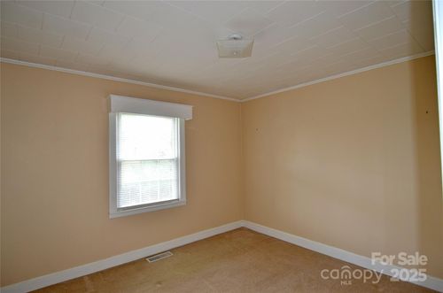 5799 Harmony Grove Rd, Nebo, NC, 28761-7738 | Card Image