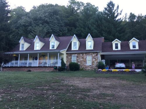 5084 Middle Fork Rd, Salyersville, KY, 41465 | Card Image