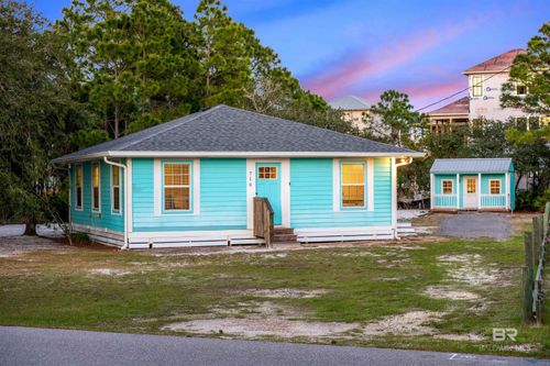 710 Gulf Way Dr, Gulf Shores, AL, 36542-7868 | Card Image
