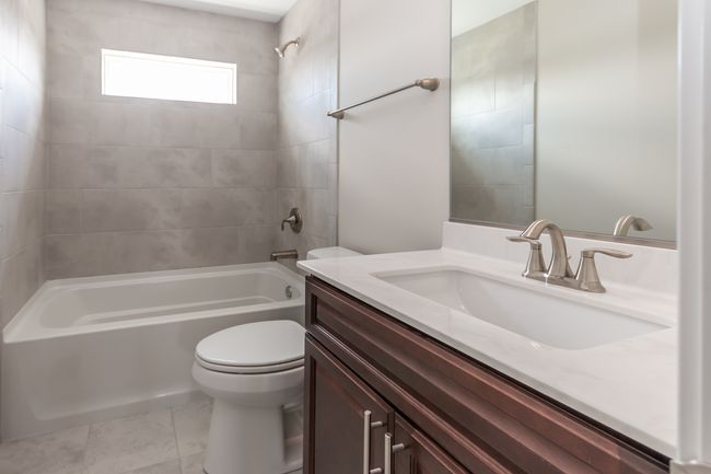 253 Frances Dr, House other with 4 bedrooms, 3 bathrooms and 3 parking in Grayslake IL | Image 18