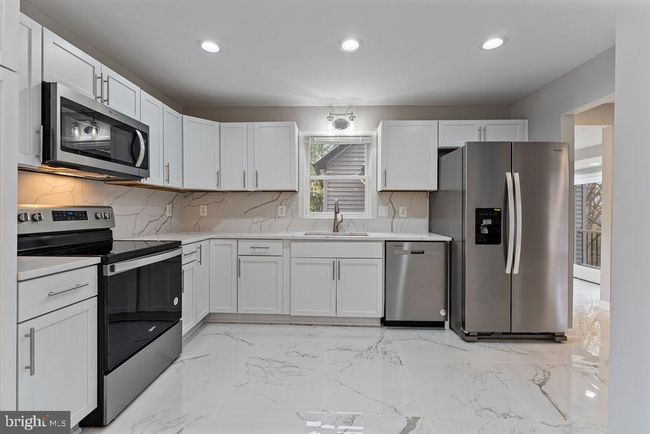 417 Overlook Dr, House other with 3 bedrooms, 3 bathrooms and null parking in FRONT ROYAL VA | Image 14