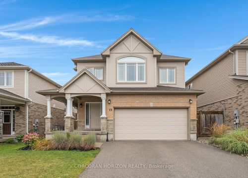 19 Cox St, Cambridge, ON, N1S0A3 | Card Image