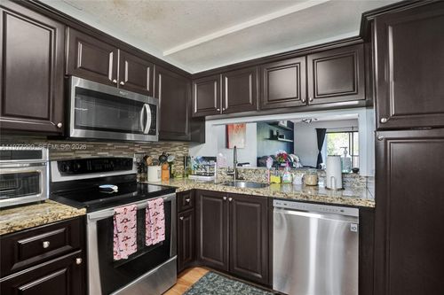 apt-506-6575 W Oakland Park Blvd, Lauderhill, FL, 33313-1145 | Card Image
