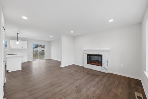 17751 Pasadena St, Roseville, MI, 48066-4688 | Card Image