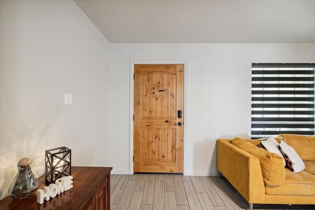 2100 Rockmoor Dr, House other with 3 bedrooms, 2 bathrooms and null parking in Edgecliff Village TX | Image 5