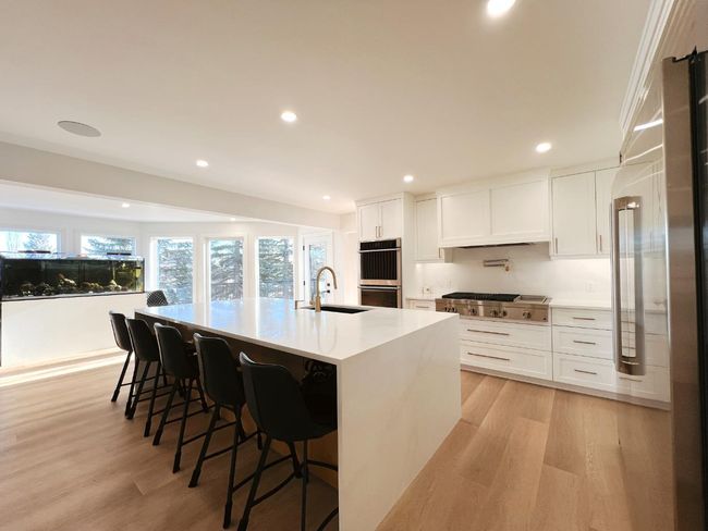 52 Patterson Cres Sw, House other with 5 bedrooms, 4 bathrooms and 4 parking in Calgary AB | Image 10