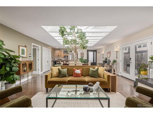 1227 Elm St, Denver, CO, 80220-2512 | Card Image