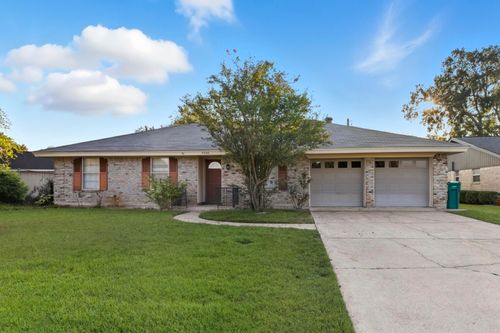 4526 N Kirby St, Orange, TX, 77632-4560 | Card Image