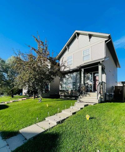 112 Silverado Plains View Sw, House detached with 4 bedrooms, 3 bathrooms and 2 parking in Calgary AB | Image 2