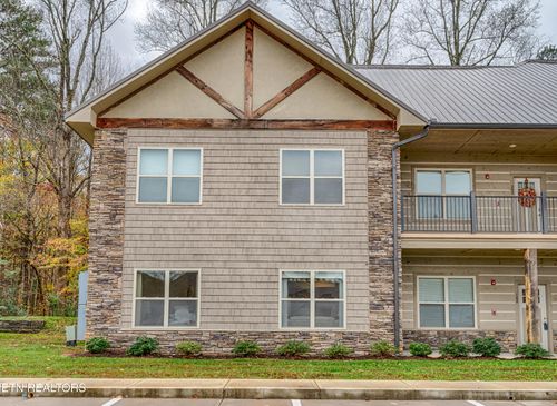 unit-101-229 Bishops Cap Cir, Townsend, TN, 37882-2615 | Card Image