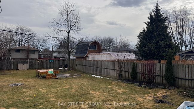 6074 Belaire Ave, House other with 4 bedrooms, 2 bathrooms and 2 parking in Niagara Falls ON | Image 27