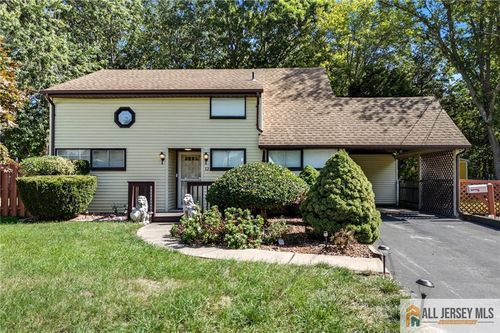 12 Grove Ln, Old Bridge, NJ, 08857-1438 | Card Image