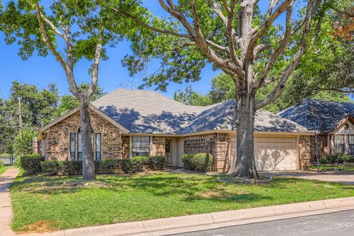 6116 Kingswood Dr, Arlington, TX, 76001-5450 | Card Image