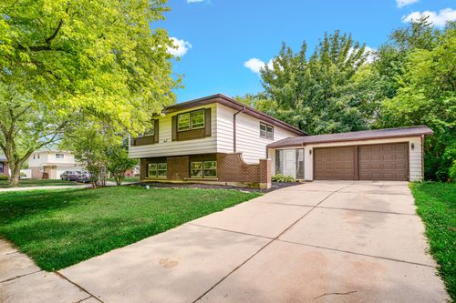 702 Fitzhenry Ct, Glenwood, IL, 60425-1113 | Card Image