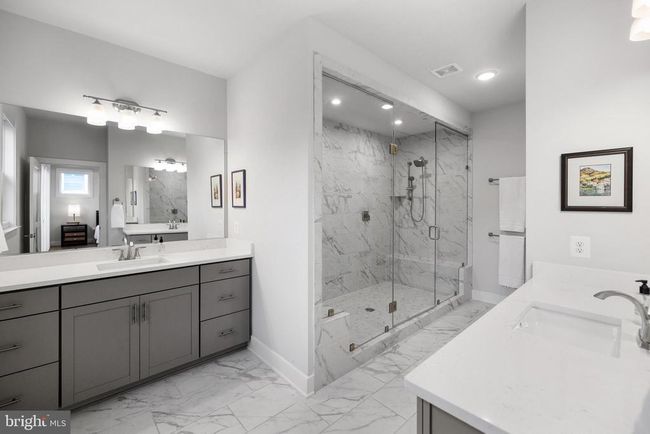 4635 Wood Glen Rd, House other with 5 bedrooms, 5 bathrooms and null parking in FAIRFAX VA | Image 4