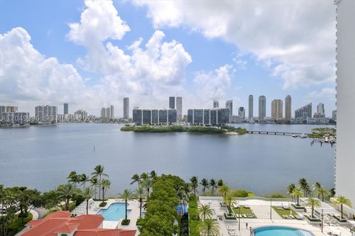 1402-3301 Ne 183rd St, Aventura, FL, 33160-4488 | Card Image