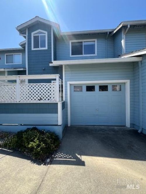 341 N Main Street, Sebastopol, CA, 95472 | Card Image