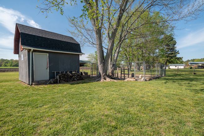 703 Brenda Ave, House other with 3 bedrooms, 2 bathrooms and null parking in Loretto TN | Image 27