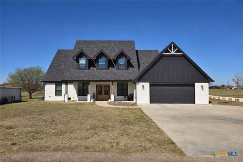 211 Lakewood Dr, Gatesville, TX, 76528-2851 | Card Image