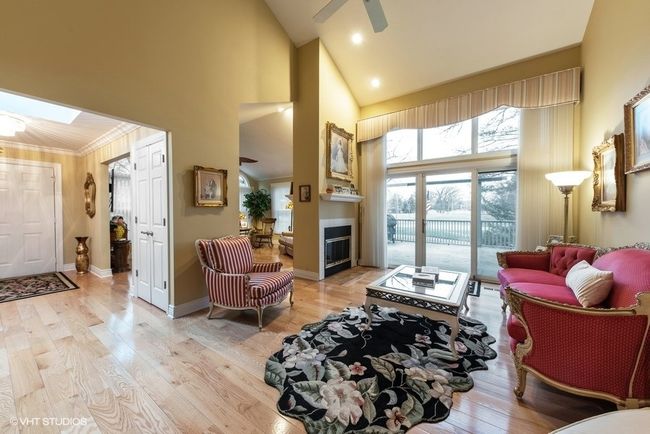 Formal Livingroom | Image 7