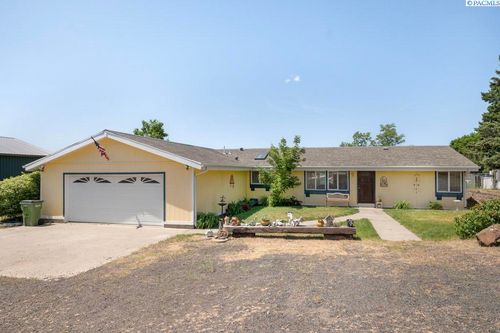 814 S Summit Ave, Rosalia, WA, 99170 | Card Image