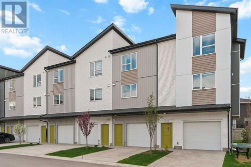 301 Redstone Blvd Ne, Calgary, AB, T3N1V7 | Card Image