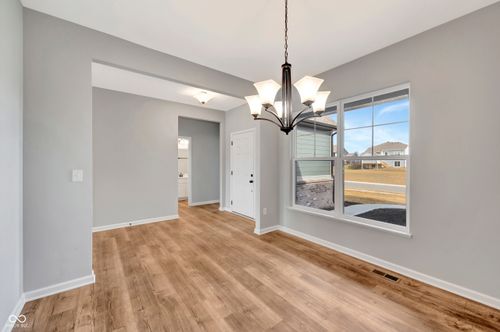 1100 Sweetland Ln, Greenwood, IN, 46143-5033 | Card Image