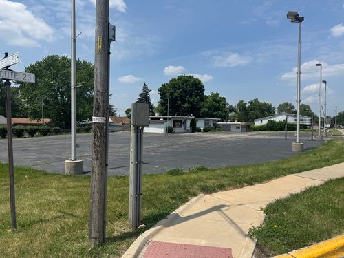 227 Sycamore Rd, Genoa, IL, 60135-1329 | Card Image