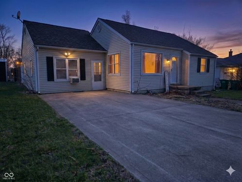 3015 S Main St, New Castle, IN, 47362-1958 | Card Image