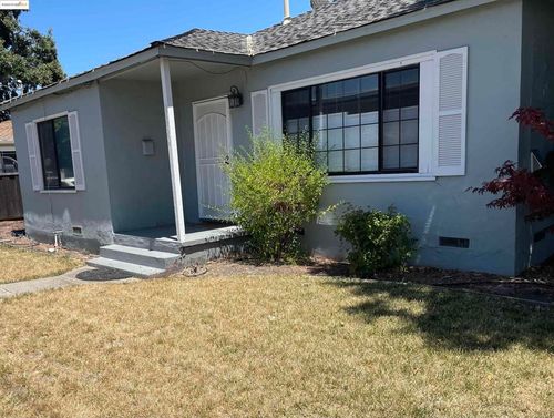 1260 Mesa St, Concord, CA, 94518-1314 | Card Image