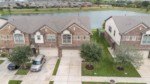 1234 Willow Plains Ln, Rosenberg, TX, 77471-1739 | Card Image