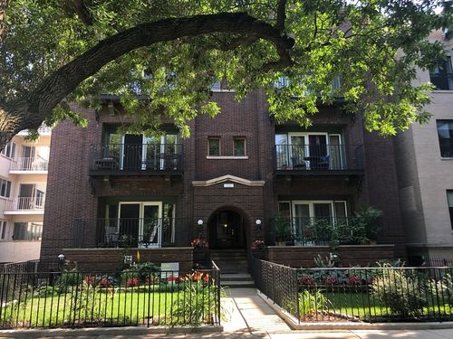 1r-1101 W Pratt Blvd, Chicago, IL, 60626-4415 | Card Image