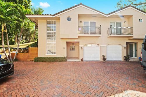 c-3135 Gifford Ln, Coconut Grove, FL, 33133-4448 | Card Image
