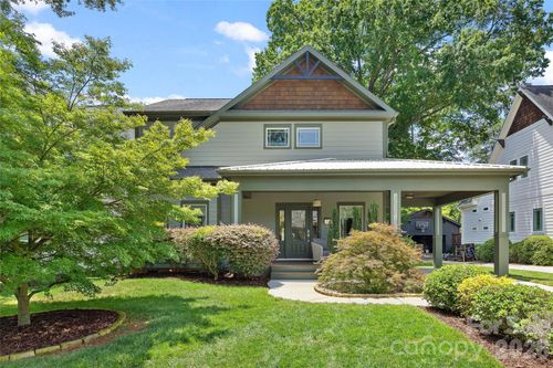 2530 Bay St, Charlotte, NC, 28205-6104 | Card Image