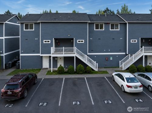 f-3-3939 10th St Se, Puyallup, WA, 98374-5779 | Card Image
