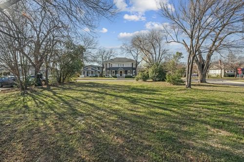 1103 S Rock St, Georgetown, TX, 78626-6749 | Card Image