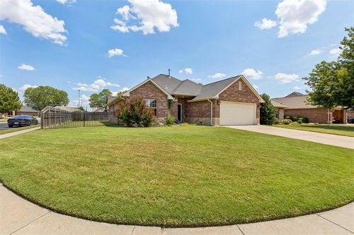 12204 None Heathfield Ln, Oklahoma City, OK, 73173 | Card Image