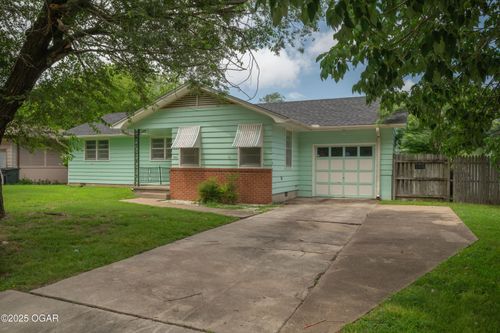 3010 Missouri Ave, Joplin, MO, 64804-2759 | Card Image